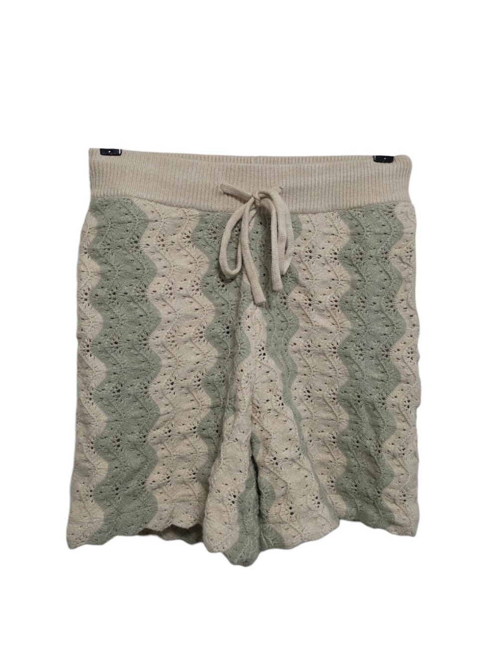 Mavrans Wavy Crochet Short in Sage/Cream Size Small NWT